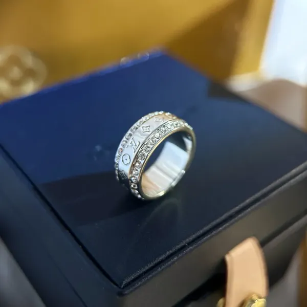 【2026】【LOUIS VUITTON】 ルイヴィトン 指輪 【2026】【LOUIS VUITTON】 ルイヴィトン 指輪