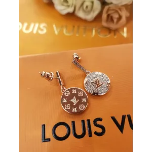 【2026】【LOUIS VUITTON 】ルイヴィトン   ファッションスタイルのイヤリング