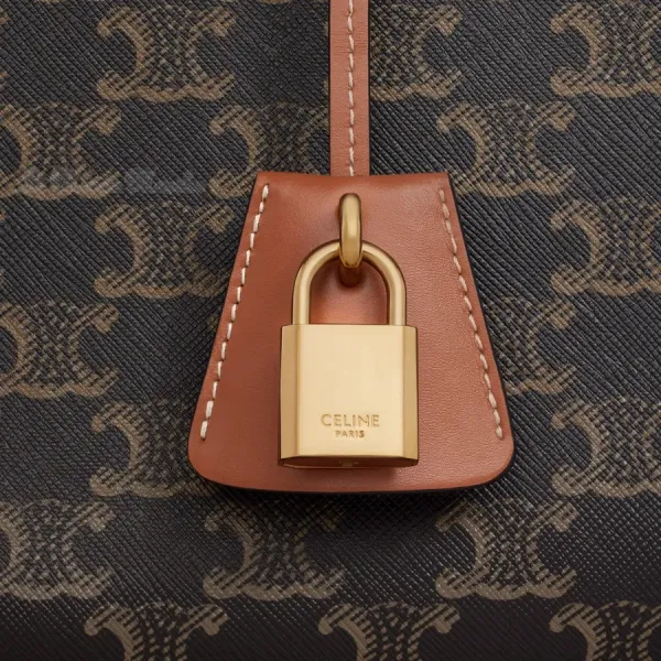 【2026】【CELINE】ミニ ホリゾンタルカバ トリオンフバッグ 【2026】【CELINE】ミニ ホリゾンタルカバ トリオンフバッグ