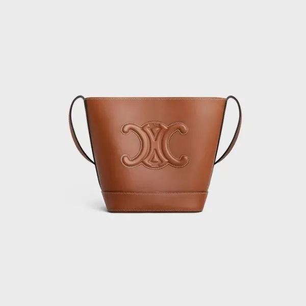 【2026】CELINE スモール バケットキュイル トリオンフ