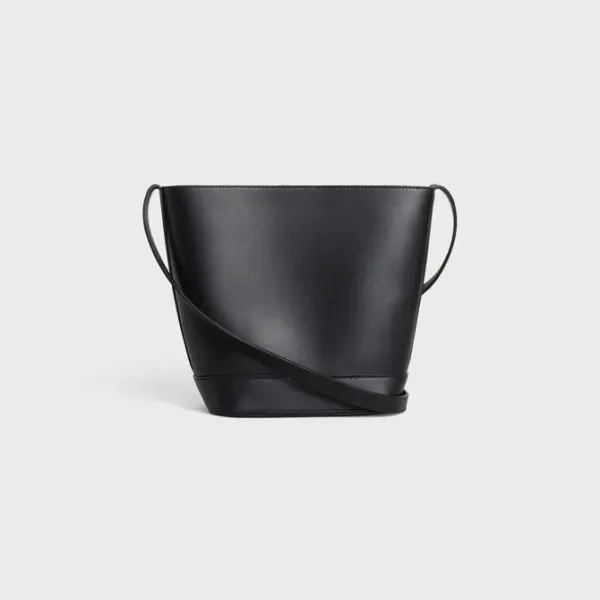 【2026】CELINE スモール バケットキュイル トリオンフ