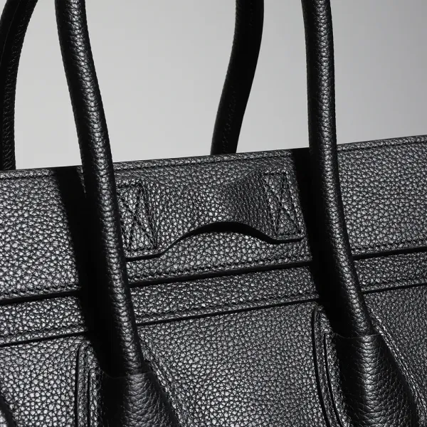 【2026】☆CELINE ラゲージ マイクロ ドラムドカーフスキン 27 X 27 X 15 CM 【2026】☆CELINE ラゲージ マイクロ ドラムドカーフスキン 27 X 27 X 15 CM