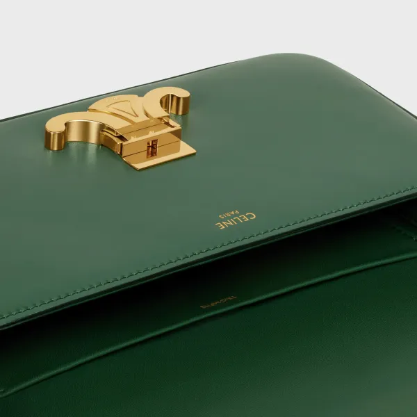 【2026】新作 CELINE♪ トリオンフ ショルダーバッグ カーフスキン 20 X 10 X 4 CM 【2026】新作 CELINE♪ トリオンフ ショルダーバッグ カーフスキン 20 X 10 X 4 CM