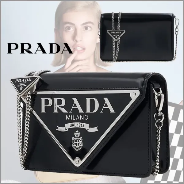 【2026】PRADA 三角ロゴ チェーン ショルダーバック