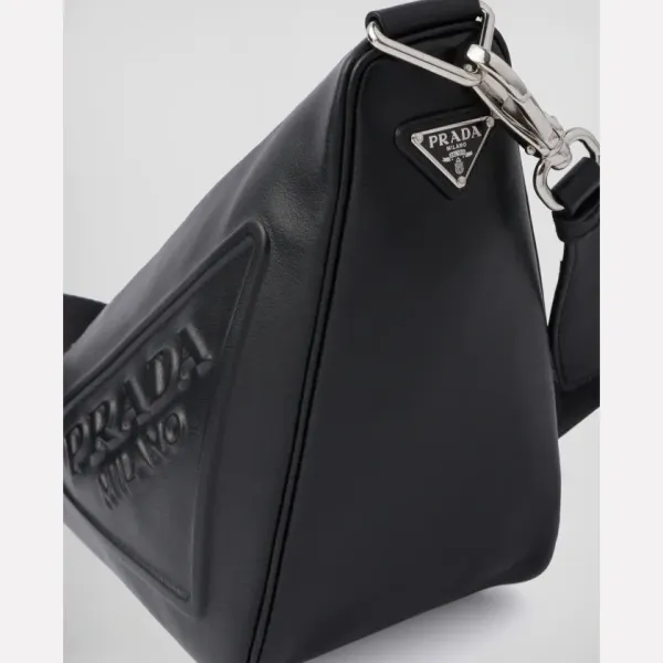 【2026】累積売上第１位☆新作☆ プラダ PRADA トライアングル レザーショルダーバッグ