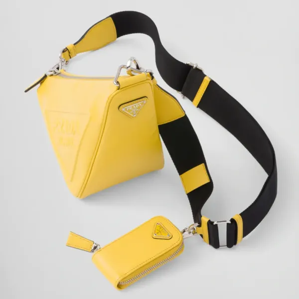 【2026】累積売上第１位☆新作☆ プラダ PRADA トライアングル レザーショルダーバッグ
