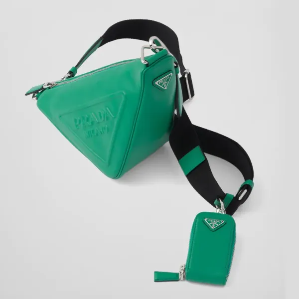 【2026】累積売上第１位☆新作☆ プラダ PRADA トライアングル レザーショルダーバッグ
