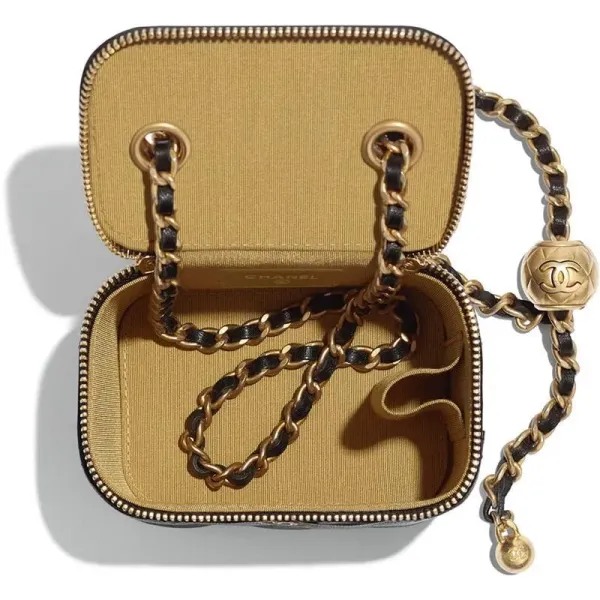 【2026】【CHANEL】ロゴ 新作 チェーン バッグ ポシェット
