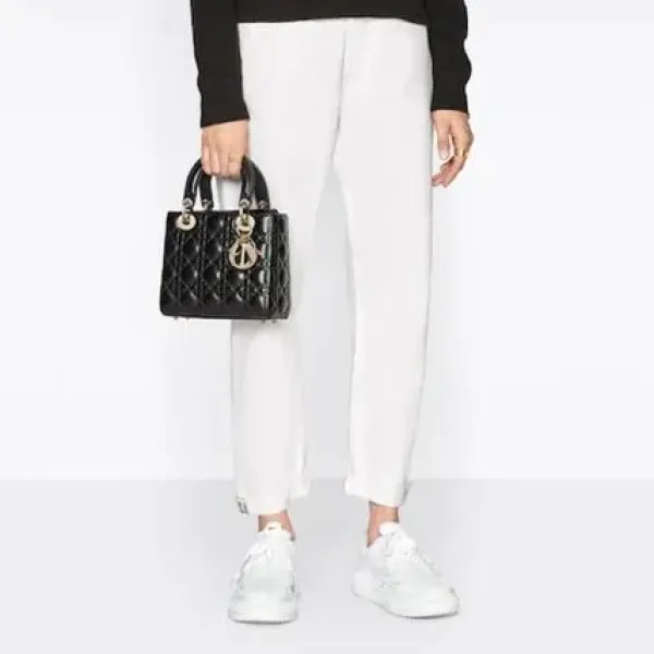 【2026】DIOR MY ABCDIOR LADY DIOR カナージュ 選べるチャーム 2way 20 x 17 x 8 cm 【2026】DIOR MY ABCDIOR LADY DIOR カナージュ 選べるチャーム 2way 20 x 17 x 8 cm