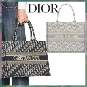【2026】【Dior】DIOR BOOK TOTE ミディアムバッグディオールオブリーク 36.5*28*17.5CM 【2026】【Dior】DIOR BOOK TOTE ミディアムバッグディオールオブリーク 36.5*28*17.5CM
