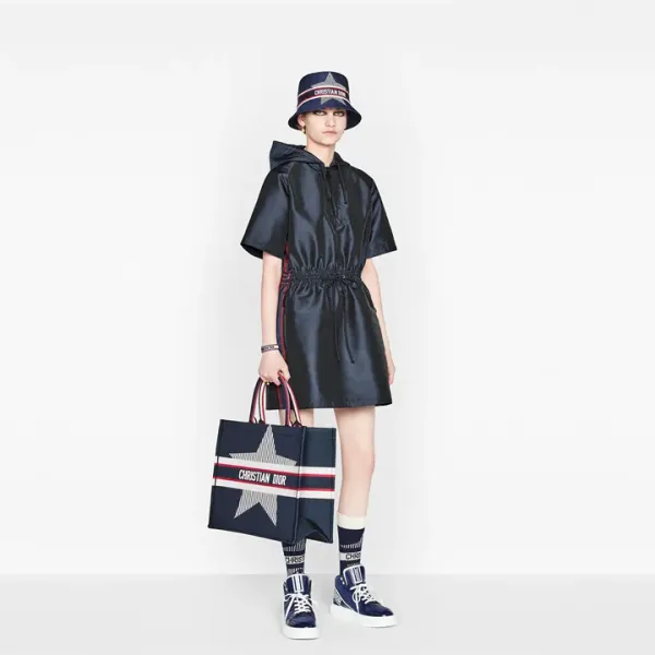 【2026】DIORALPS DIOR BOOK TOTE バッグ 42 x 35 x 18.5 cm 【2026】DIORALPS DIOR BOOK TOTE バッグ 42 x 35 x 18.5 cm
