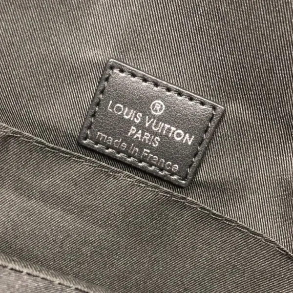 【2026】【 LOUIS VUITTON公式 旗艦店】ルイヴィトン リュックサック 当日出荷 好評に付き再入荷!20*31*10cm 【2026】【 LOUIS VUITTON公式 旗艦店】ルイヴィトン リュックサック 当日出荷 好評に付き再入荷!20*31*10cm