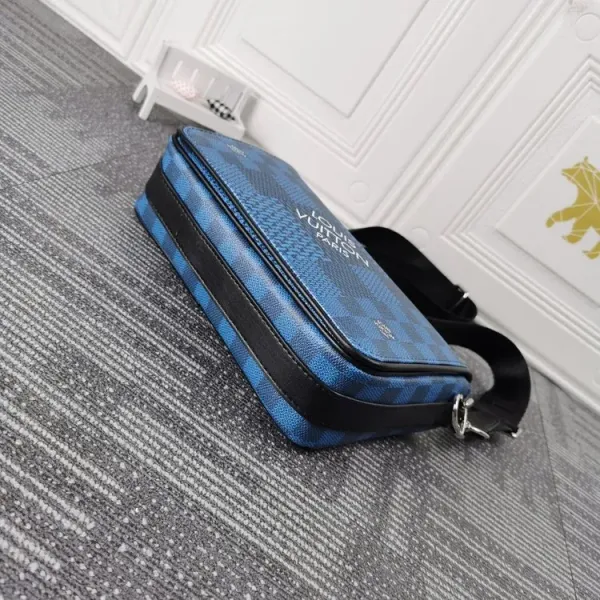 【2026】Louis Vuitton (ルイヴィトン) メッセンジャーバッグ 23.5x14x5cm 【2026】Louis Vuitton (ルイヴィトン) メッセンジャーバッグ 23.5x14x5cm