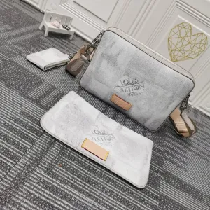 【2026】LV LouisVuitton ルイヴィトン 3点セット お得 M50068 M69443 M45320 【2026】LV LouisVuitton ルイヴィトン 3点セット お得 M50068 M69443 M45320