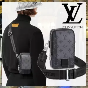 【2026】LOUIS VUITTON(ルイヴィトン)PHONE POUCH 携帯電話バッグ M81321 【2026】LOUIS VUITTON(ルイヴィトン)PHONE POUCH 携帯電話バッグ M81321