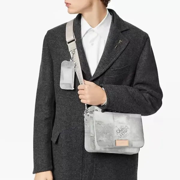 【2026】LOUIS VUITTON（ルイヴィトン）Trio メッセンジャーバッグ