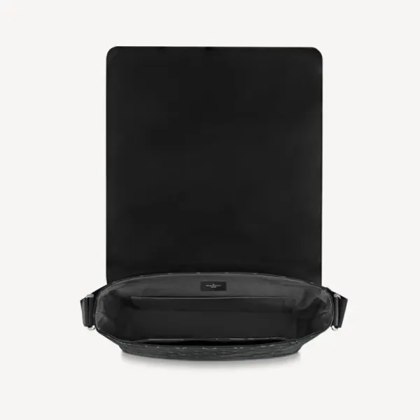 【2026】LOUIS VUITTON メンズショルダーバッグ M44001 【2026】LOUIS VUITTON メンズショルダーバッグ M44001