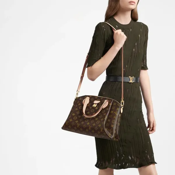【2026】LOUIS VUITTON リボリー MM モノグラム M44546