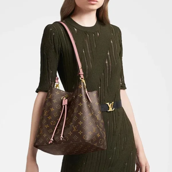 【2026】LV LOUIS VUITTON ファッションハンドバッグ M44022 【2026】LV LOUIS VUITTON ファッションハンドバッグ M44022