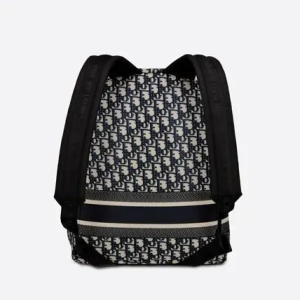 【2026】☆ DIOR バックパック★超人気★完売確実の売れ筋★ 35 x 41 x 15 cm 【2026】☆ DIOR バックパック★超人気★完売確実の売れ筋★ 35 x 41 x 15 cm