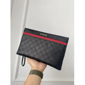 【2026】GUCCI（グッチ）クラッチバッグ 28*18 cm