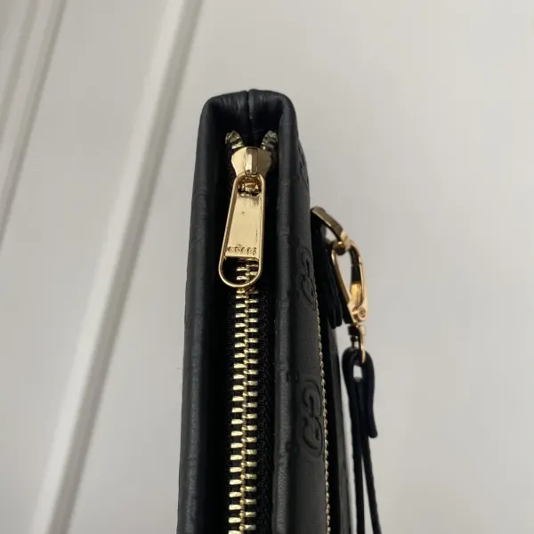 【2026】GUCCI（グッチ）クラッチバッグ 28*18 cm