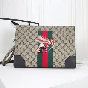 【2026】Gucci(グッチ)クラッチバッグ 31.5x24x6cm 【2026】Gucci(グッチ)クラッチバッグ 31.5x24x6cm
