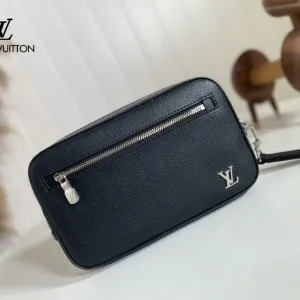 【2026】LV【LOUIS VUITTON公式 旗艦店】ルイヴィトン クラッチバッグ 当日出荷 好評に付き再入荷!25*15.5*6.5cm 【2026】LV【LOUIS VUITTON公式 旗艦店】ルイヴィトン クラッチバッグ 当日出荷 好評に付き再入荷!25*15.5*6.5cm