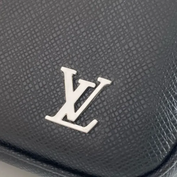 【2026】LV【LOUIS VUITTON公式 旗艦店】ルイヴィトン クラッチバッグ 当日出荷 好評に付き再入荷!25*15.5*6.5cm 【2026】LV【LOUIS VUITTON公式 旗艦店】ルイヴィトン クラッチバッグ 当日出荷 好評に付き再入荷!25*15.5*6.5cm