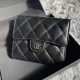 【2026】《シルエットとロゴが可愛い♪》CHANEL マトラッセ三つ折り財布 10*11.5*3cm