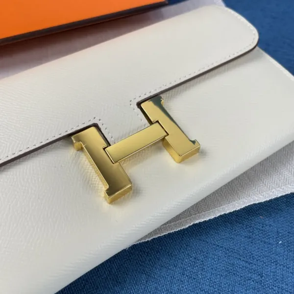 【2026】HERMÈS 長財布 8カラー 22X11CM