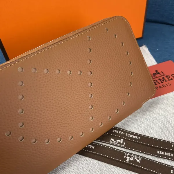 【2026】HERMÈS 長財布 10カラー 19X11X2.5CM 【2026】HERMÈS 長財布 10カラー 19X11X2.5CM