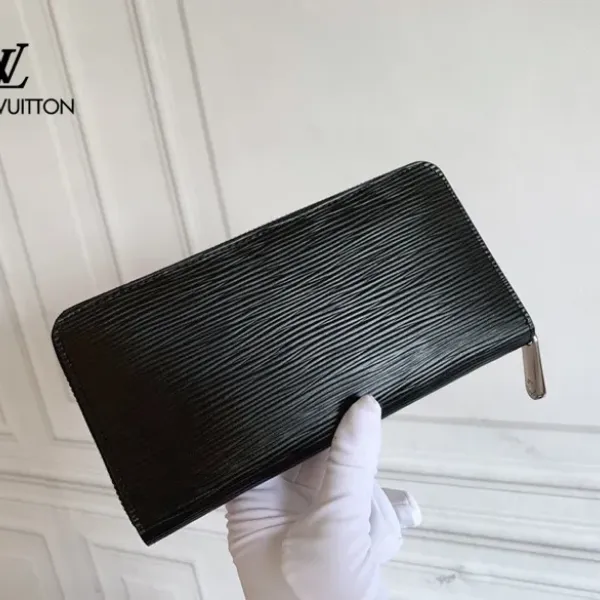 【2026】【 LOUIS VUITTON公式 旗艦店】ルイヴィトン 財布 当日出荷 好評に付き再入荷!19*10cm 【2026】【 LOUIS VUITTON公式 旗艦店】ルイヴィトン 財布 当日出荷 好評に付き再入荷!19*10cm