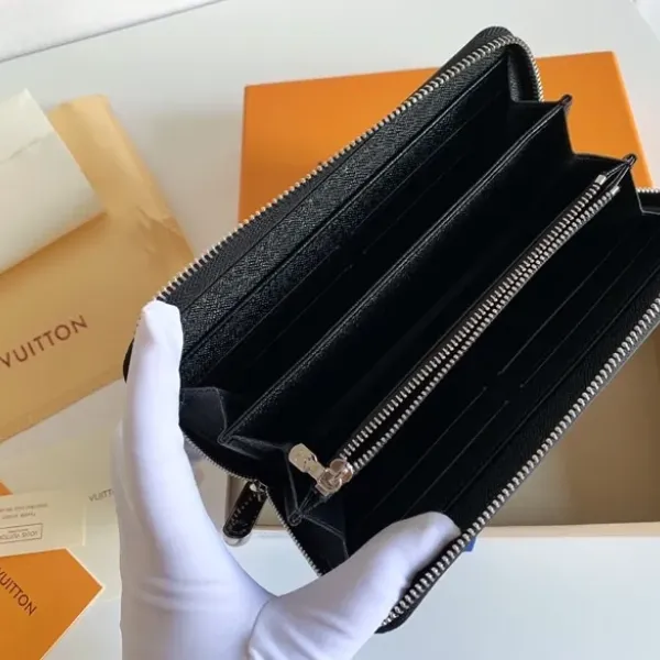 【2026】【 LOUIS VUITTON公式 旗艦店】ルイヴィトン 財布 当日出荷 好評に付き再入荷!19*10cm 【2026】【 LOUIS VUITTON公式 旗艦店】ルイヴィトン 財布 当日出荷 好評に付き再入荷!19*10cm