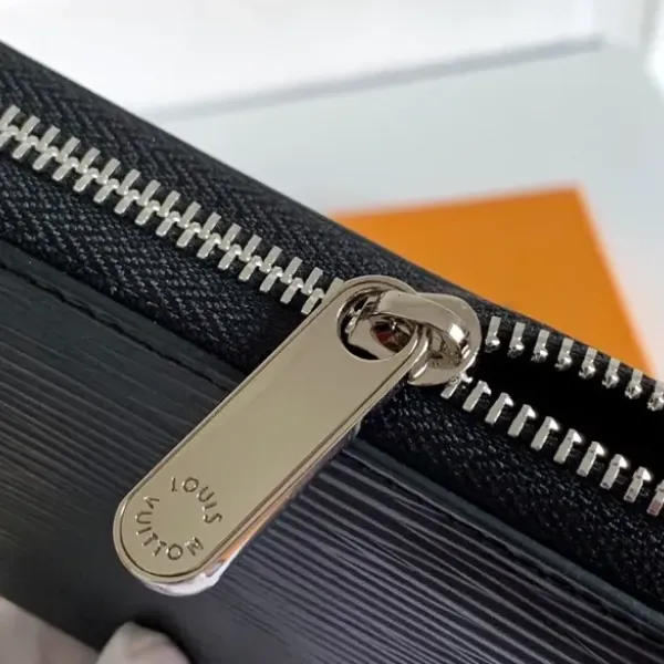 【2026】【 LOUIS VUITTON公式 旗艦店】ルイヴィトン 財布 当日出荷 好評に付き再入荷!19*10cm 【2026】【 LOUIS VUITTON公式 旗艦店】ルイヴィトン 財布 当日出荷 好評に付き再入荷!19*10cm