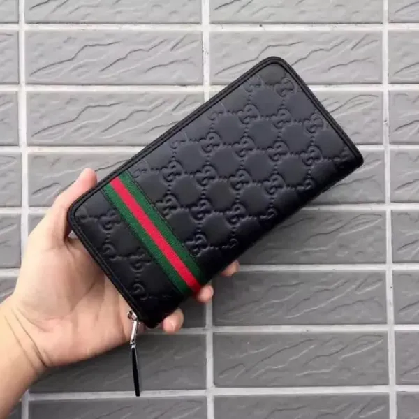 【2026】【 GUCCI 公式 旗艦店】 クッチ  財布 当日出荷 好評に付き再入荷！19*10*2.5 CM