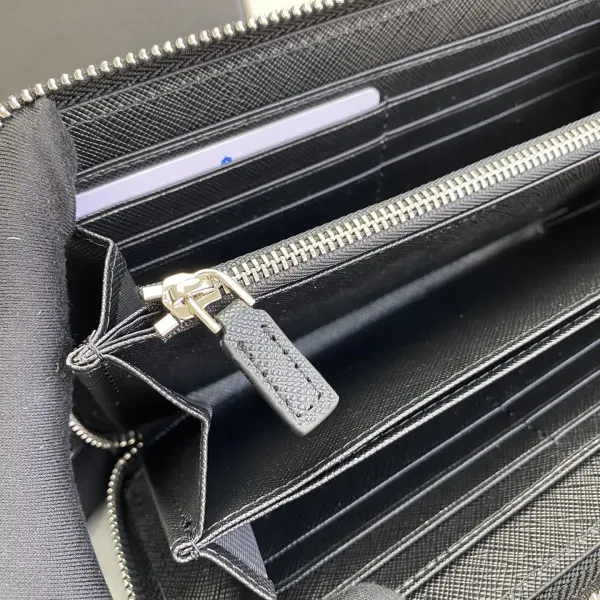 【2026】PRADA（プラダ） 財布19x12cm