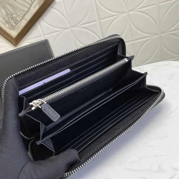【2026】PRADA（プラダ） 財布19x12cm