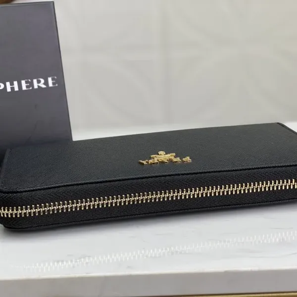 【2026】PRADA（プラダ） 財布19x12cm