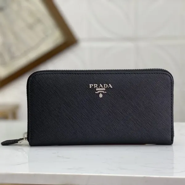 【2026】PRADA（プラダ） 財布19x12cm