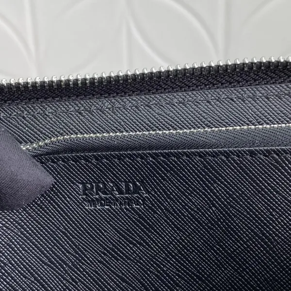 【2026】PRADA（プラダ） 財布19x12cm