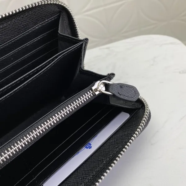 【2026】PRADA（プラダ） 財布19x12cm