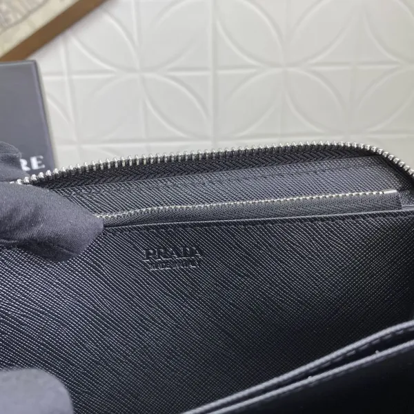 【2026】PRADA（プラダ） 財布19x12cm