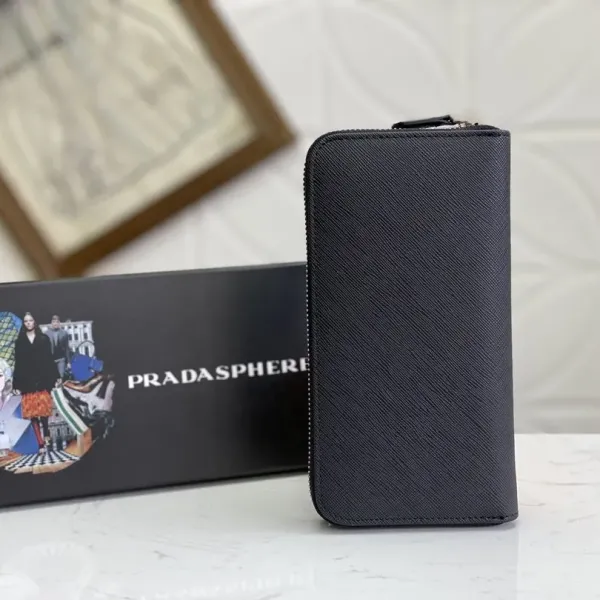 【2026】PRADA（プラダ） 財布19x12cm