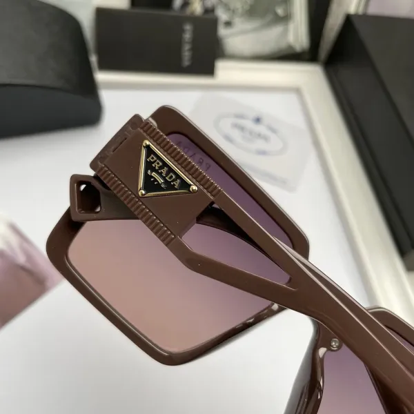 【2026】PRADA (  プラダ ) サングラス