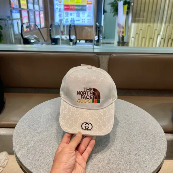 【2026】【GUCCI  クッチ 】【数量限定】 野球帽 / ハット