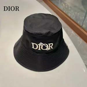 【2026】DIOR(ディオール )フィッシャーマンズハット 【2026】DIOR(ディオール )フィッシャーマンズハット