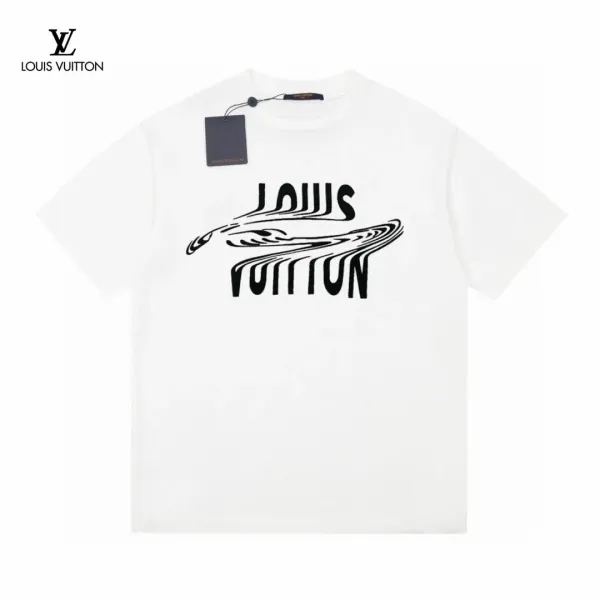 【2026】【LOUIS VUITTON  公式旗艦店】ルイヴィトン   Tシャツ ご好評に付き再入荷！