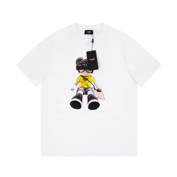 【2026】【 FENDI 公式旗艦店】フェンディ Tシャツ ご好評に付き再入荷! 【2026】【 FENDI 公式旗艦店】フェンディ Tシャツ ご好評に付き再入荷!