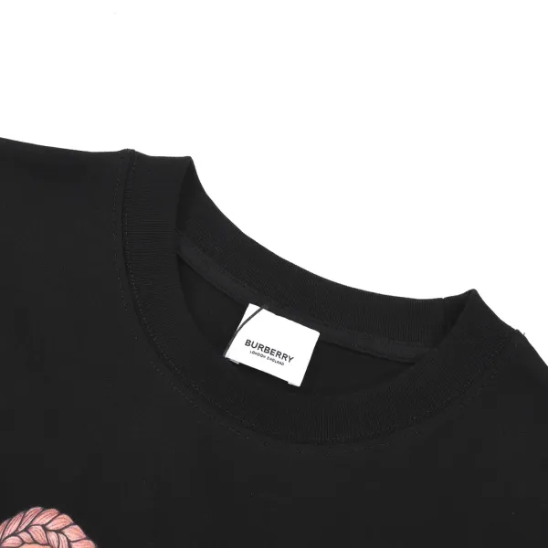 【2026】【BURBERRY 公式旗艦店】バーバリー  Tシャツ ご好評に付き再入荷！